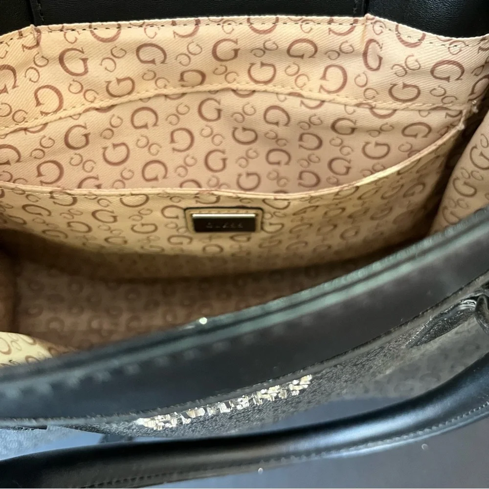 Guess Los Angeles Hand Bag Purse Black Shoulder Bag